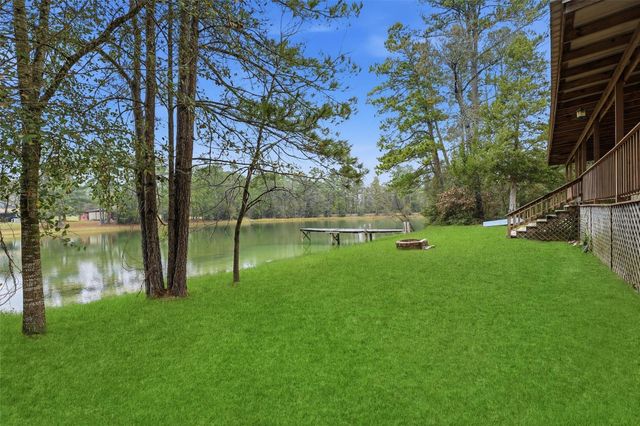 11120 Magnolia Drive, Plantersville, TX 77363