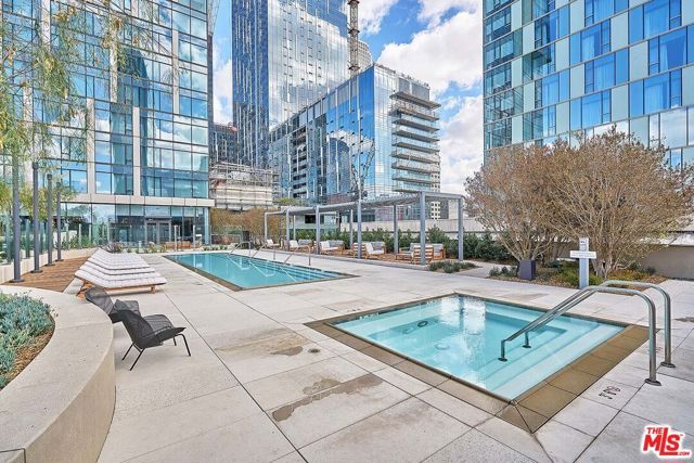 889 Francisco Street 1001, Los Angeles, CA 90017