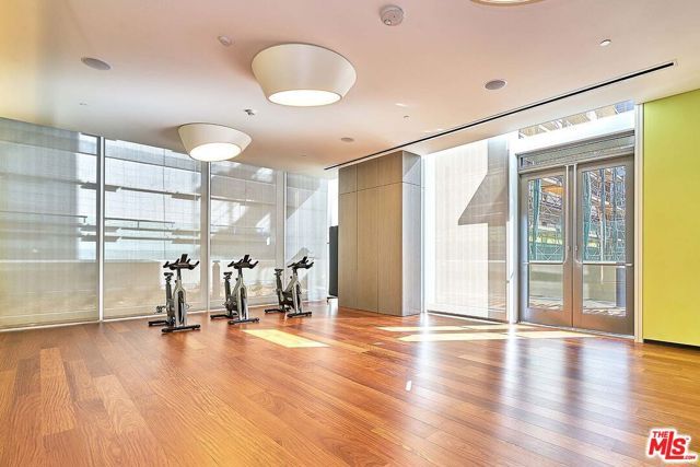 889 Francisco Street 1001, Los Angeles, CA 90017