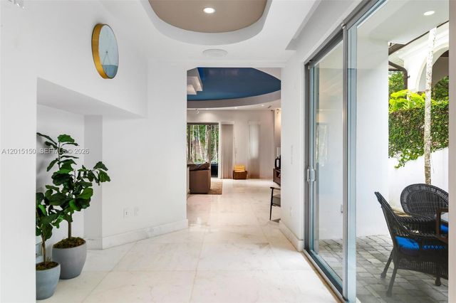 3917 S Le Jeune Rd -, Miami, FL 33146