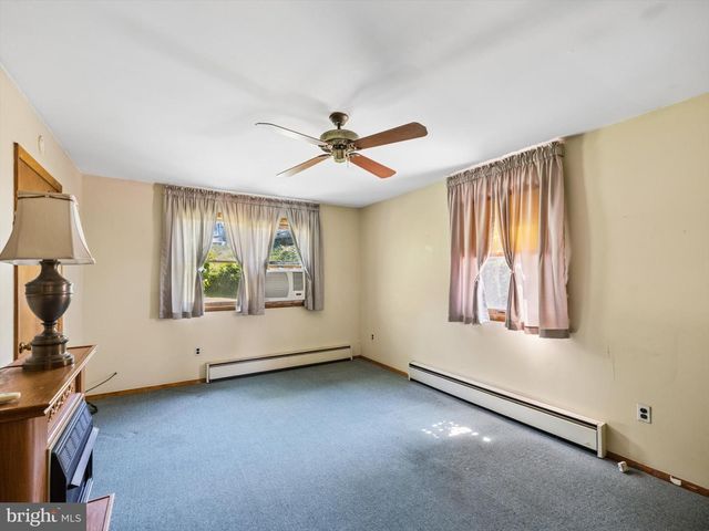2455 ARDSLEY AVE, Glenside, PA 19038
