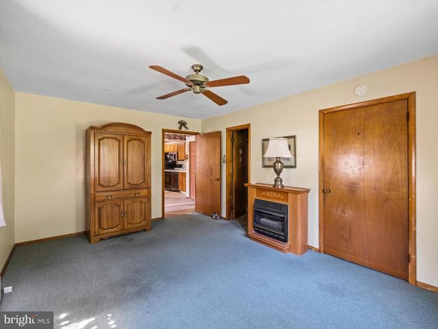 2455 ARDSLEY AVE, Glenside, PA 19038