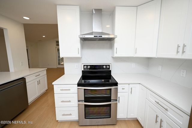 4632 CORRIENTES Circle N, Jacksonville, FL 32217