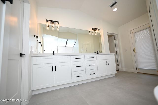 4632 CORRIENTES Circle N, Jacksonville, FL 32217