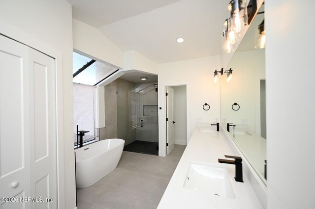 4632 CORRIENTES Circle N, Jacksonville, FL 32217