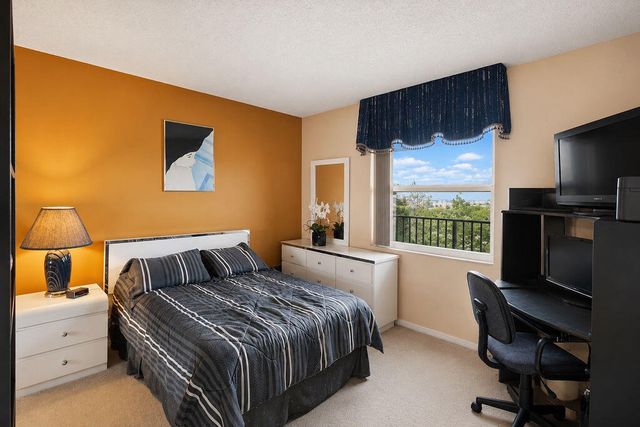 4091 Cypress Reach Court 403, Pompano Beach, FL 33069
