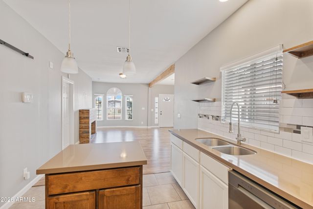 1225 E DIAMOND Street, Phoenix, AZ 85006
