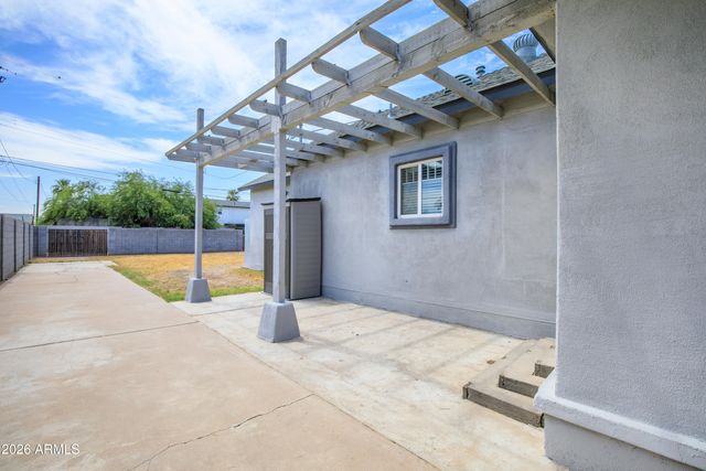 1225 E DIAMOND Street, Phoenix, AZ 85006