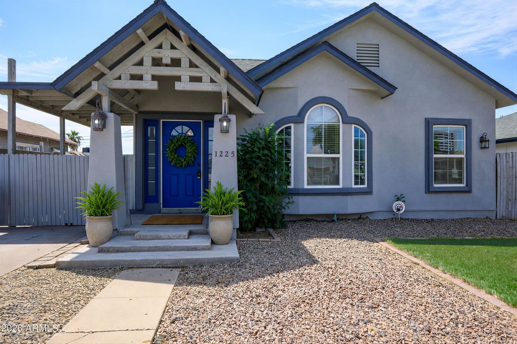 1225 E DIAMOND Street, Phoenix, AZ 85006