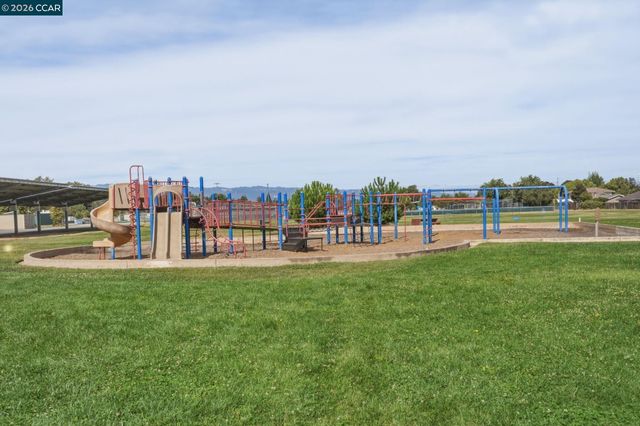 746 Leland Way, Livermore, CA 94550