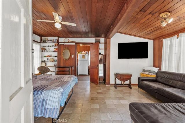 39813 Calle Carona, Green Valley, CA 91390