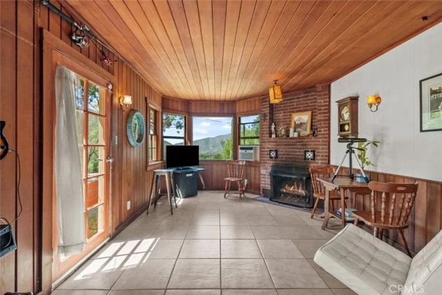 39813 Calle Carona, Green Valley, CA 91390