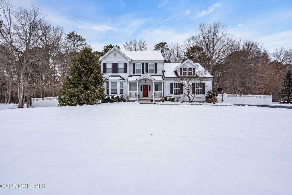 20 Goldfinch Road, Jackson, NJ 08527