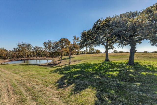 15675 County Road 4024, Kemp, TX 75143