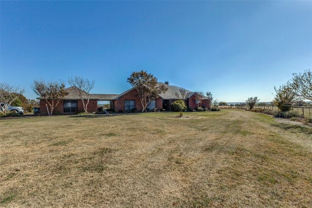 15675 County Road 4024, Kemp, TX 75143