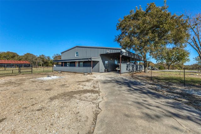 15675 County Road 4024, Kemp, TX 75143