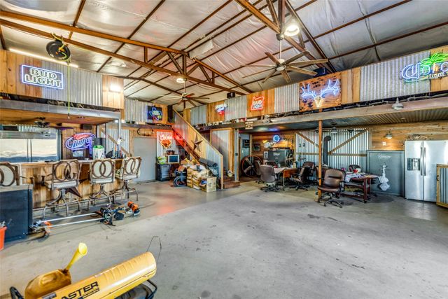 15675 County Road 4024, Kemp, TX 75143