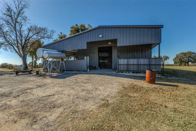 15675 County Road 4024, Kemp, TX 75143