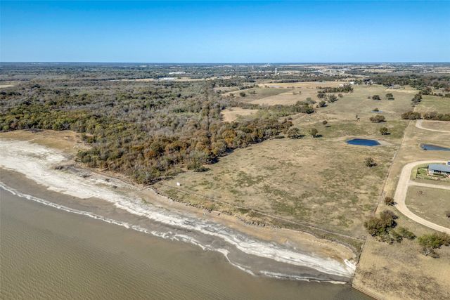 15675 County Road 4024, Kemp, TX 75143