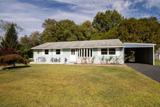168 Park Avenue, Colchester, CT 06415
