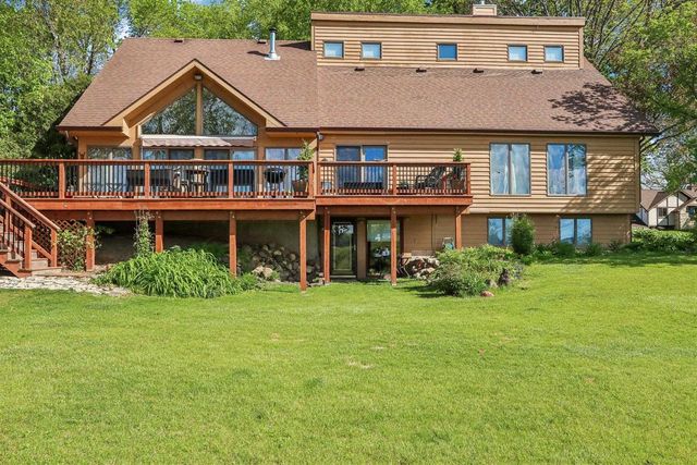 1529 Comanche Glen, Madison, WI 53704