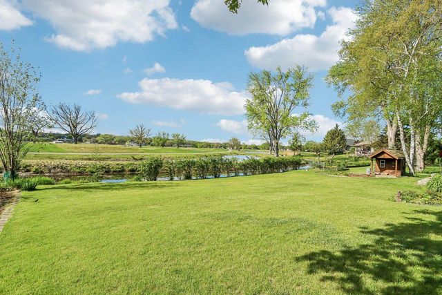 1529 Comanche Glen, Madison, WI 53704