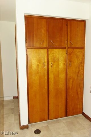 449 W Long Lake Boulevard, Portage Lakes, OH 44319