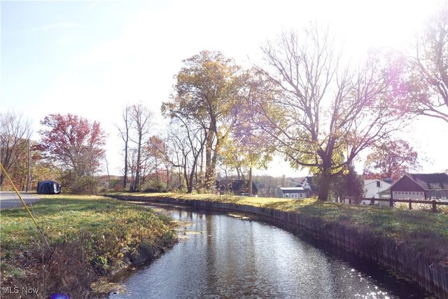 449 W Long Lake Boulevard, Portage Lakes, OH 44319