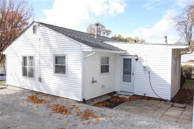 449 W Long Lake Boulevard, Portage Lakes, OH 44319