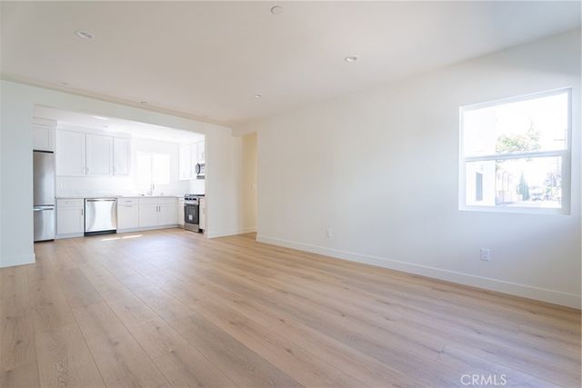 1065 E Spazier 102, Burbank, CA 91502