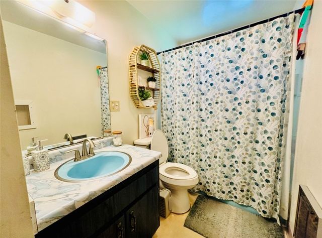 87 McMichael Rd, Carnegie, PA 15106