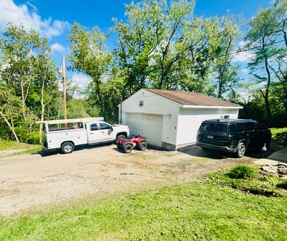 87 McMichael Rd, Carnegie, PA 15106