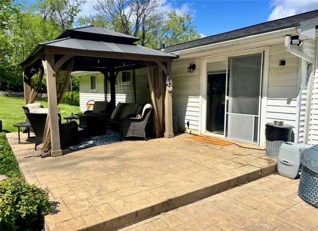 87 McMichael Rd, Carnegie, PA 15106