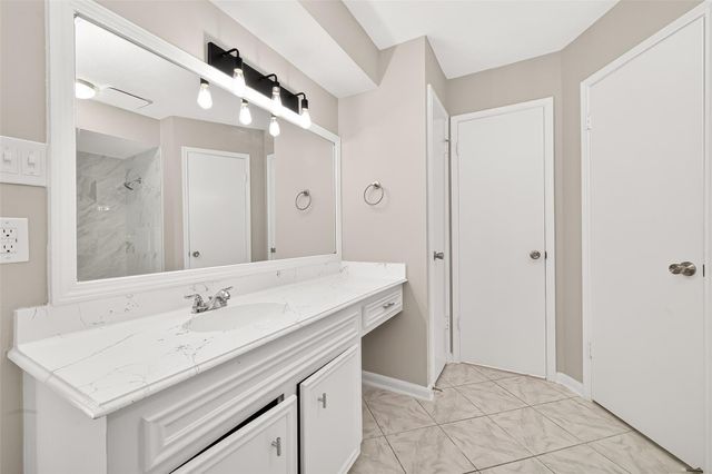 4805 Whispering Falls Drive, Houston, TX 77084