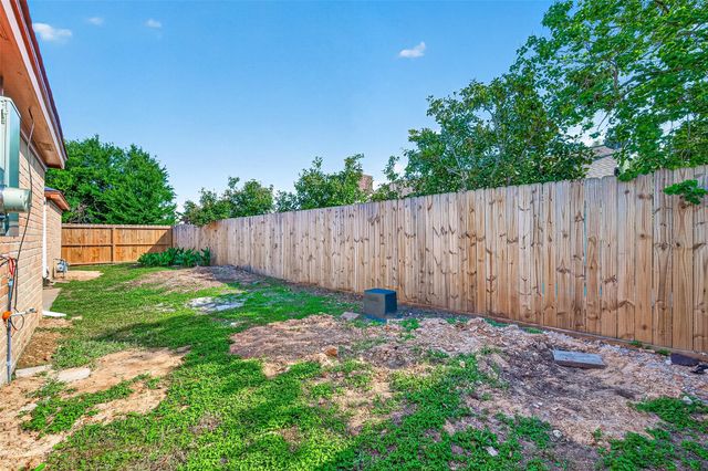 4805 Whispering Falls Drive, Houston, TX 77084