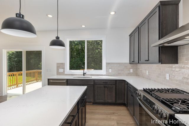 1417 Kimber Drive, Lowell, MI 49331