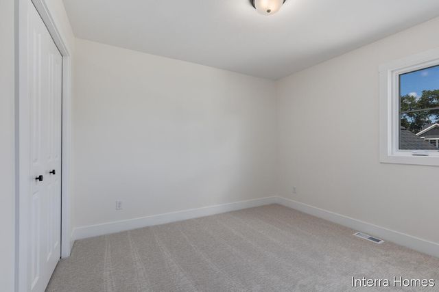 1417 Kimber Drive, Lowell, MI 49331