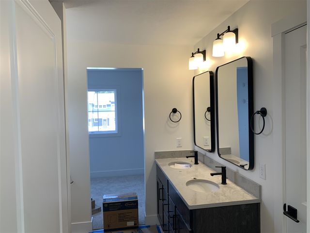 1417 Kimber Drive, Lowell, MI 49331
