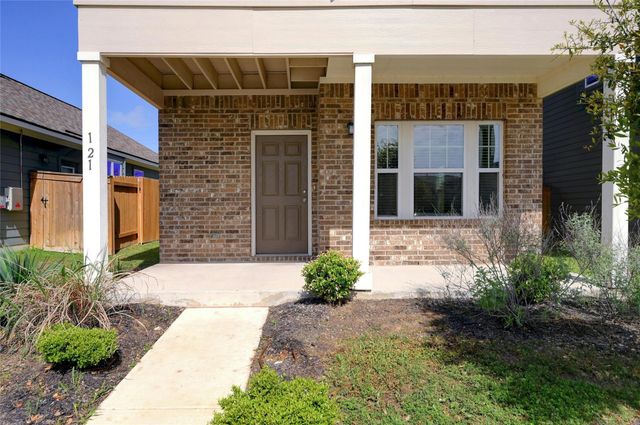 121 Switchgrass ST, San Marcos, TX 78666