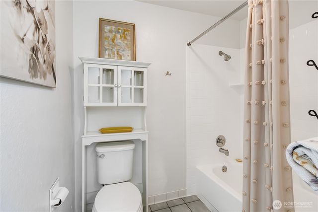 9814 Onyx Drive SW, Lakewood, WA 98498