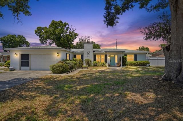 5941 49TH AVENUE N, Kenneth City, FL 33709