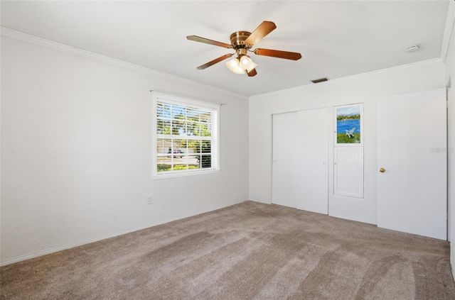 5941 49TH AVENUE N, Kenneth City, FL 33709