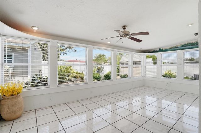 5941 49TH AVENUE N, Kenneth City, FL 33709