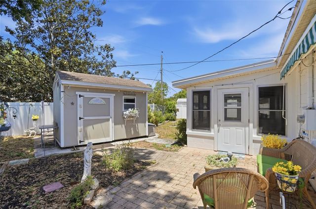 5941 49TH AVENUE N, Kenneth City, FL 33709