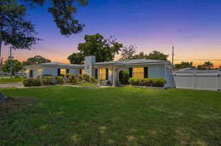 5941 49TH AVENUE N, Kenneth City, FL 33709