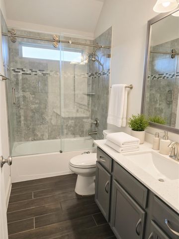 4835 Evergreen Hills Drive, Baytown, TX 77521
