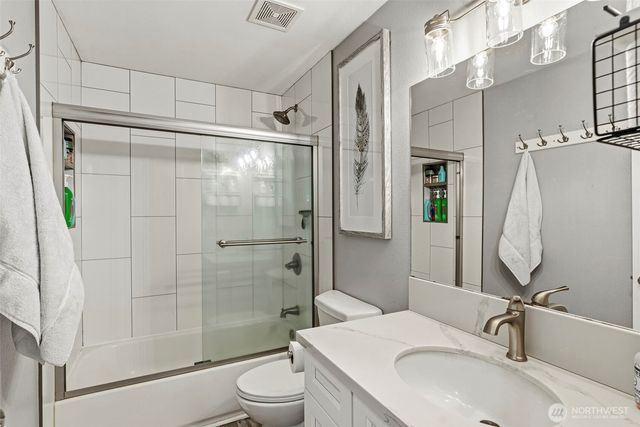 1826 Island Drive, Longview, WA 98632