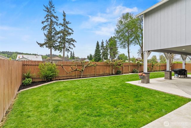 1826 Island Drive, Longview, WA 98632