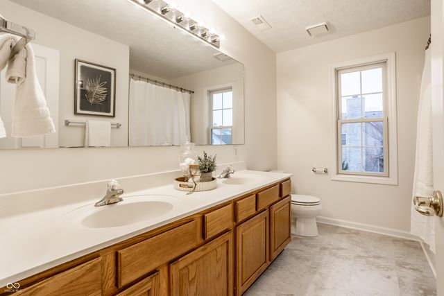 7992 Thistle Finch, Brownsburg, IN 46112