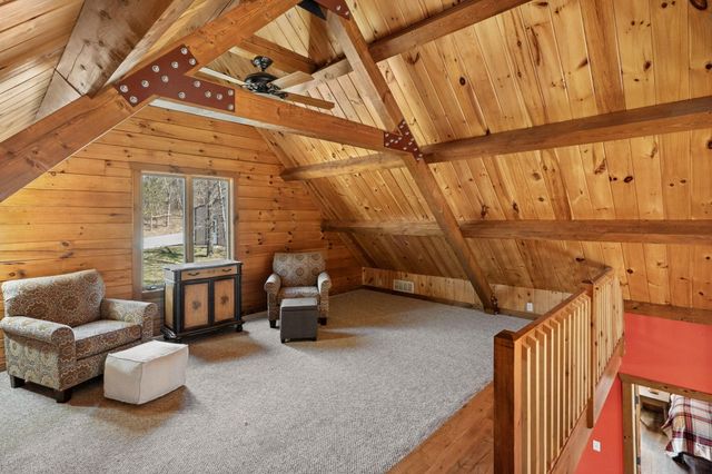 11503 HAWK HILL LN, Boonville, MO 65233